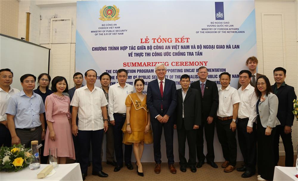 Lễ Tổng kết Chương trình hợp tác giữa Bộ Công an Việt Nam và Bộ Ngoại giao Hà Lan về Công ước chống tra tấn.
