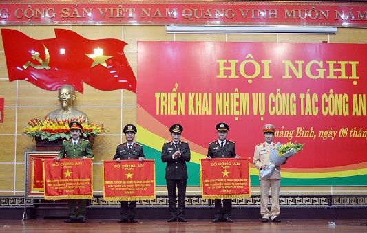 Thứ trưởng Lương Tam Quang dự Hội nghị triển khai công tác năm 2020 của Công an tỉnh Quảng Bình