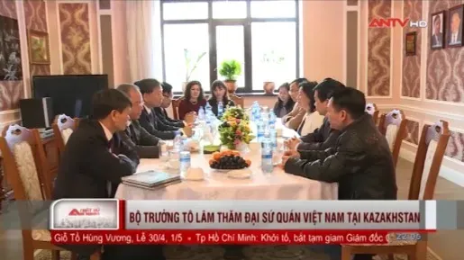 Bộ trưởng Tô Lâm thăm Đại sứ quán Việt Nam tại Kazakhstan