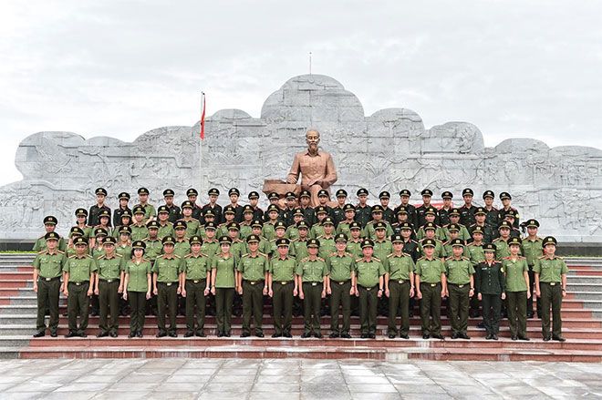 Đoàn đại biểu Bộ Tư lệnh Cảnh vệ thăm quan, học tập tại Khu lưu niệm Sáu điều Bác Hồ dạy Công an nhân dân