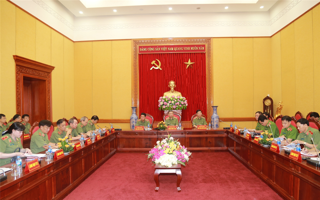 Bộ Công an đánh giá công tác bảo đảm an ninh quốc gia, giữ gìn trật tự, an toàn xã hội tháng 5, triển khai nhiệm vụ trọng tâm tháng 6/2018