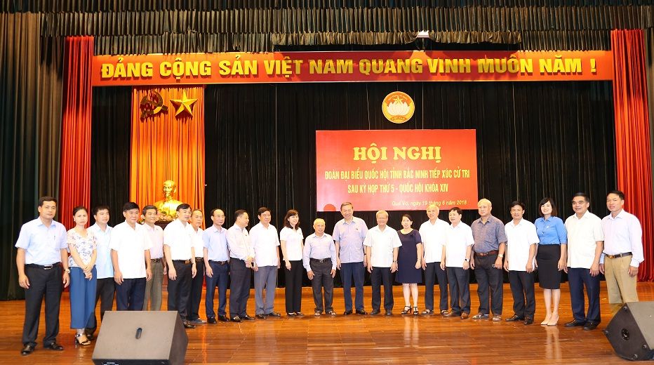 Bộ trưởng Tô Lâm tiếp xúc cử tri tỉnh Bắc Ninh sau kỳ họp thứ 5 Quốc hội khóa XIV