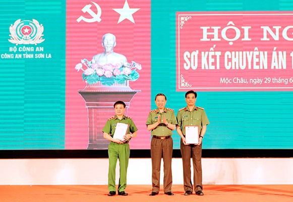 Sơ kết chuyên án đấu tranh với các đối tượng truy nã đặc biệt nguy hiểm tại địa bàn xã Lóng Luông, huyện Vân Hồ, tỉnh Sơn La
