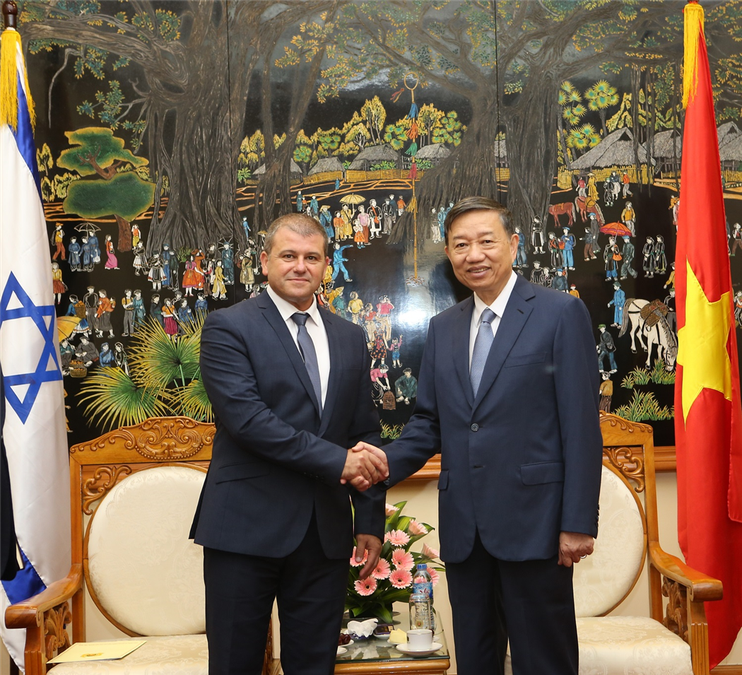 Bộ trưởng Tô Lâm tiếp Tổng Vụ trưởng Bộ Công an Nhà nước Israel