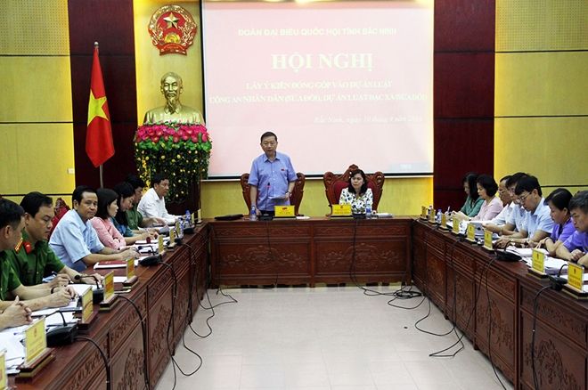 Đoàn Đại biểu Quốc hội tỉnh Bắc Ninh lấy ý kiến đóng góp Dự án Luật Công an nhân dân (sửa đổi) và Luật Đặc xá (sửa đổi)