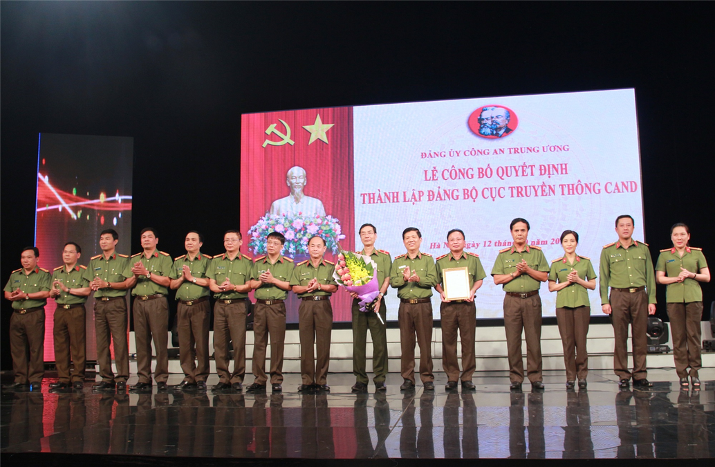 Công bố thành lập Đảng bộ Cục Truyền thông Công an nhân dân