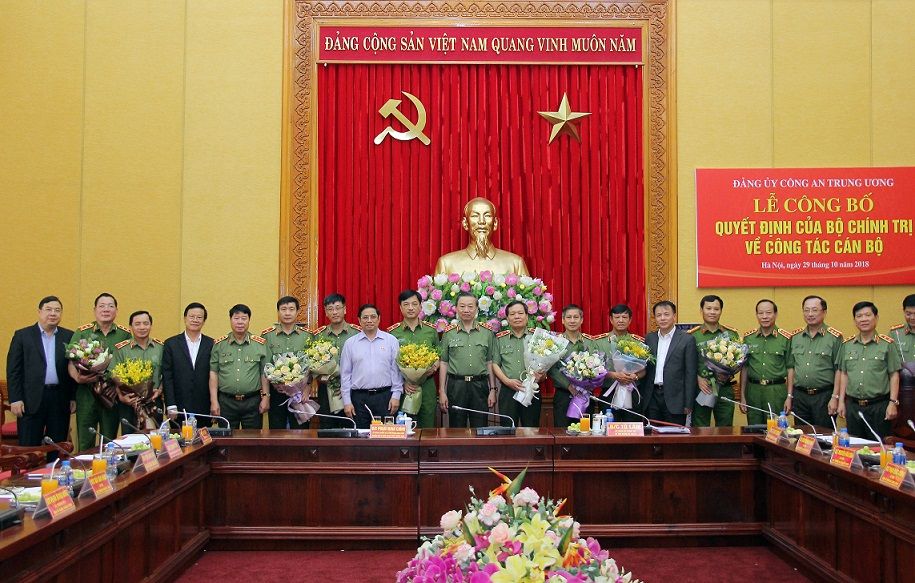 Đảng ủy Công an Trung ương công bố Quyết định của Bộ Chính trị về công tác cán bộ