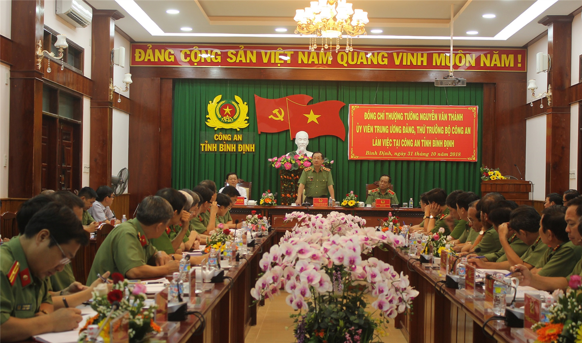 Thứ trưởng Nguyễn Văn Thành làm việc với Công an tỉnh Bình Định