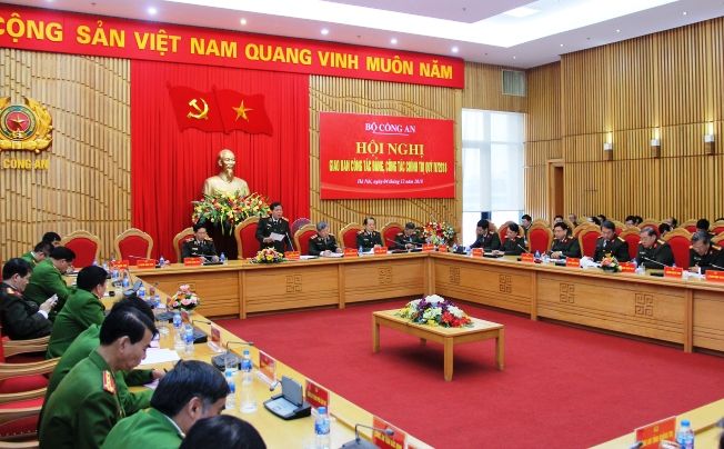 Giao ban công tác đảng, công tác chính trị quý IV/2018