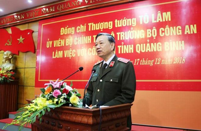 Nâng cao năng lực công tác, gần dân để giúp đỡ, bảo vệ nhân dân