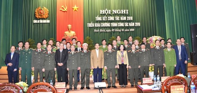 Thứ trưởng Bùi Văn Nam dự Hội nghị tổng kết công tác năm 2018 và triển khai công tác năm 2019 tại Công an tỉnh Ninh Bình