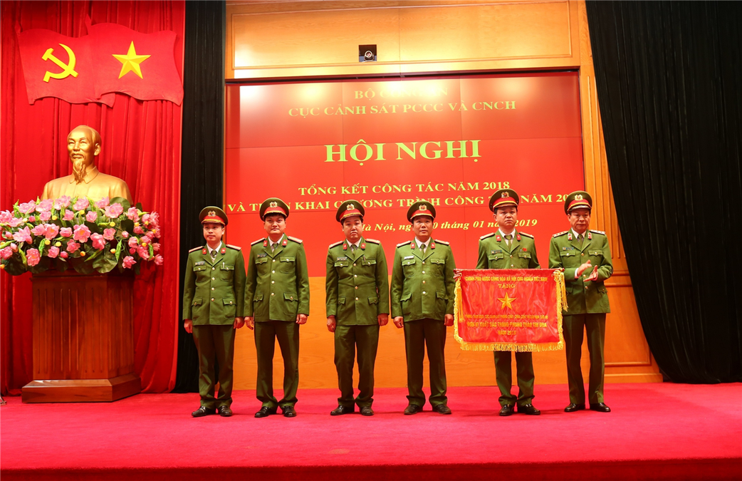 Xây dựng lực lượng Cảnh sát phòng cháy, chữa cháy và cứu nạn, cứu hộ chính quy, chuyên nghiệp, từng bước hiện đại, đáp ứng yêu cầu nhiệm vụ trong tình hình mới