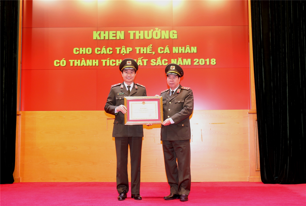 Xây dựng lực lượng An ninh mạng và phòng, chống tội phạm sử dụng công nghệ cao đáp ứng yêu cầu, nhiệm vụ trong tình hình mới