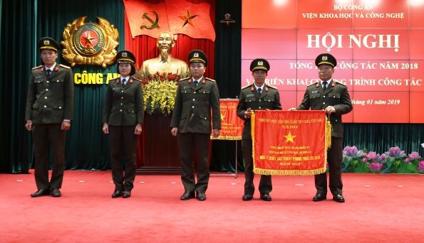 Chủ động nghiên cứu, ứng dụng khoa học, công nghệ nhằm đáp ứng yêu cầu của lực lượng Công an nhân dân