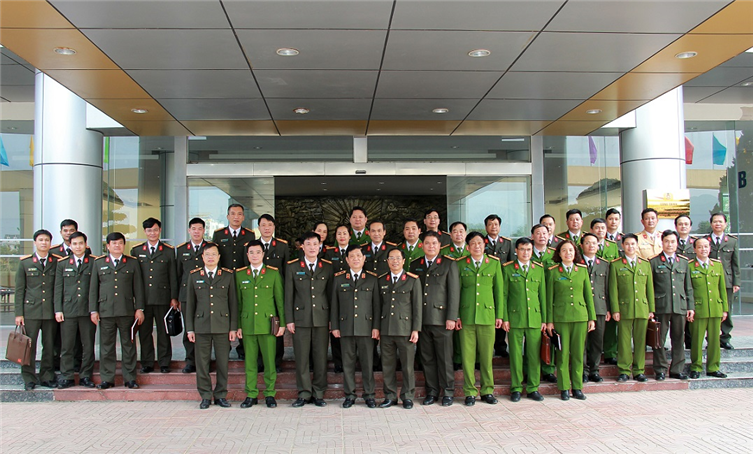 Thứ trưởng Nguyễn Văn Sơn thăm và làm việc tại Công an các đơn vị, địa phương