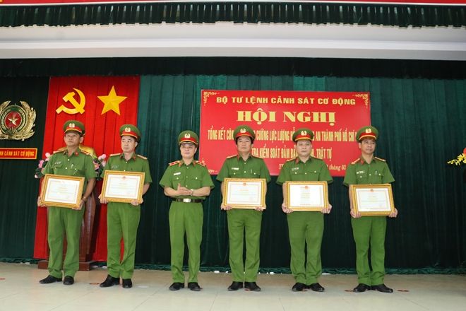 Cảnh sát cơ động phối hợp kiểm soát tốt an ninh trật tự tại Thành phố Hồ Chí Minh