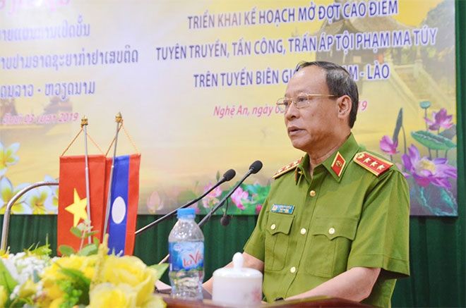 Triển khai kế hoạch mở đợt cao điểm tấn công, trấn áp tội phạm ma túy tuyến biên giới Việt Nam - Lào