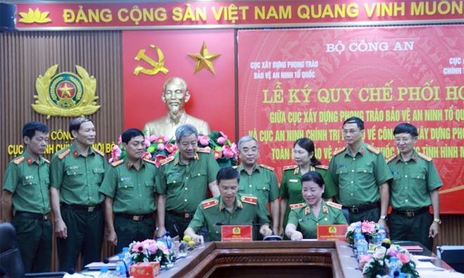 Ký quy chế phối hợp đẩy mạnh công tác toàn dân bảo vệ an ninh Tổ quốc