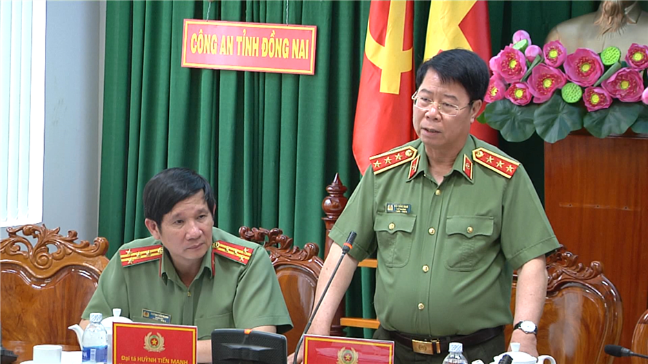 Thứ trưởng Bùi Văn Nam làm việc tại Công an tỉnh Đồng Nai
