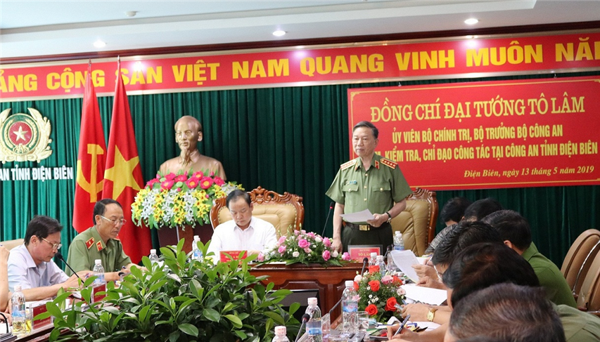Bộ trưởng Tô Lâm thăm và làm việc với Công an tỉnh Điện Biên