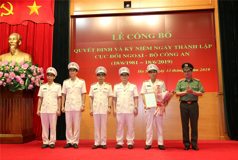 Góp phần quan trọng trong công tác bảo vệ an ninh quốc gia, giữ gìn trật tự an toàn xã hội và nâng cao vị thế của Công an Việt Nam trên trường quốc tế