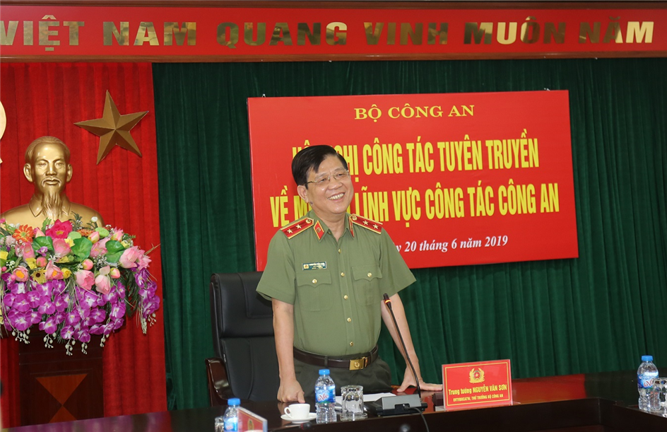 Đẩy mạnh công tác tuyên truyền trong lực lượng Công an nhân dân