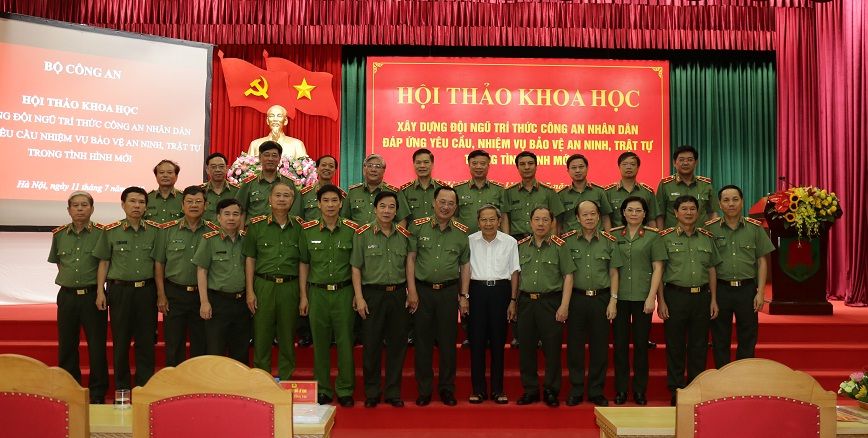 Xây dựng đội ngũ trí thức Công an nhân dân đáp ứng yêu cầu, nhiệm vụ bảo đảm an ninh, trật tự trong tình hình mới