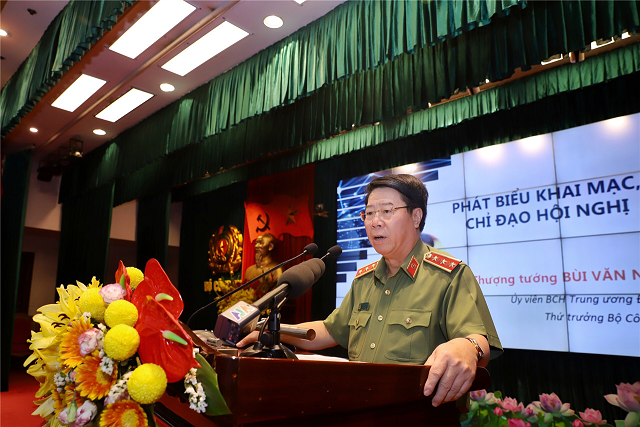 Mọi hoạt động trên không gian mạng đều phải hướng tới an toàn, an ninh và bảo vệ quyền lợi của Nhà nước, cơ quan, doanh nghiệp, tổ chức, cá nhân