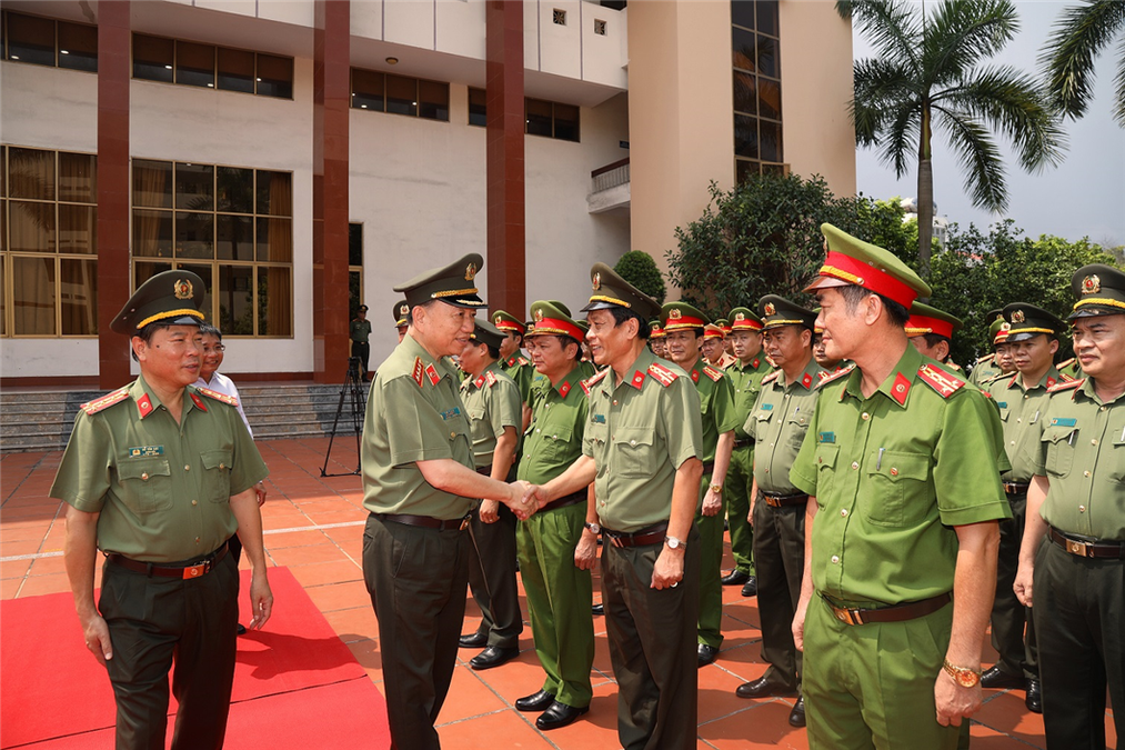 Bộ trưởng Tô Lâm làm việc với Công an tỉnh Quảng Ninh