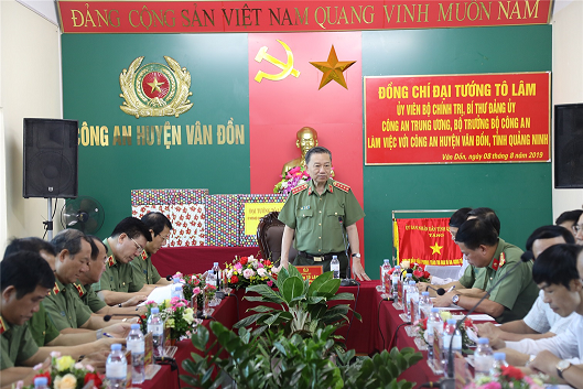 Tăng cường công tác đảm bảo an ninh, trật tự tại huyện đảo Vân Đồn, tỉnh Quảng Ninh