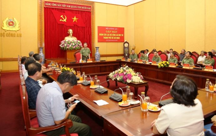 Bộ Công an gặp mặt Đoàn Câu lạc bộ sỹ quan Công an hưu trí TP. Hồ Chí Minh