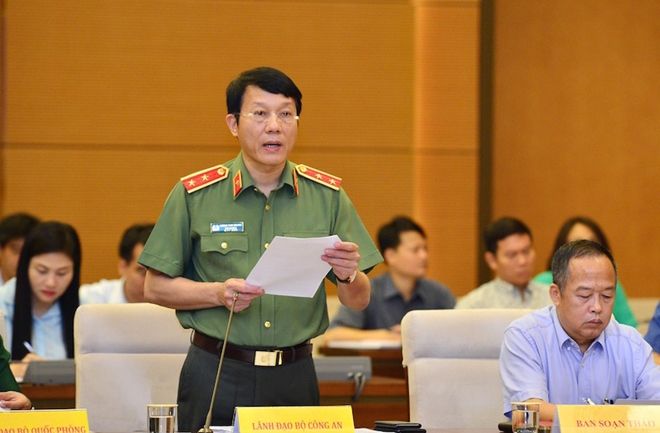 Thẩm tra dự án Luật sửa đổi, bổ sung một số điều của Luật Nhập cảnh, xuất cảnh, quá cảnh, cư trú của người nước ngoài tại Việt Nam
