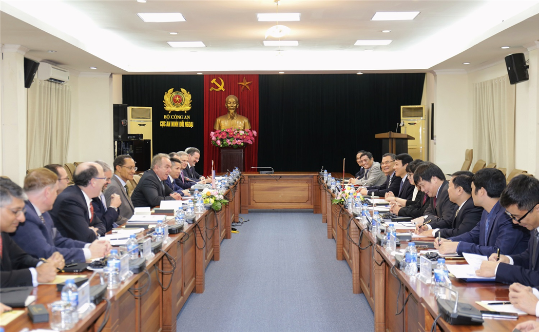 Thứ trưởng Lương Tam Quang tiếp Đoàn doanh nghiệp và các nhà đầu tư Hoa Kỳ