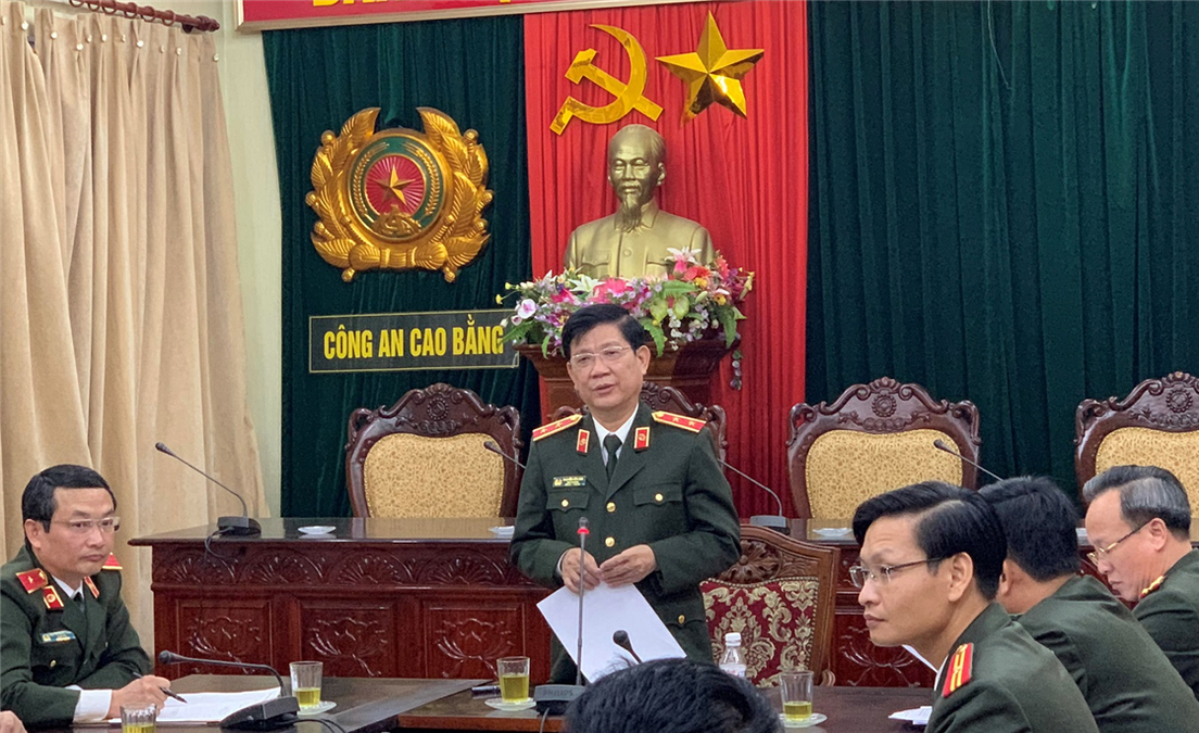 Thứ trưởng Nguyễn Văn Sơn kiểm tra công tác tại Công an tỉnh Cao Bằng