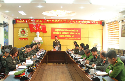 Thứ trưởng Nguyễn Văn Sơn thăm, làm việc tại Công an tỉnh Lào Cai