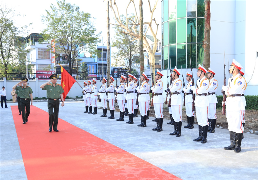 Bộ trưởng Tô Lâm thăm và làm việc tại Công an tỉnh Đồng Nai