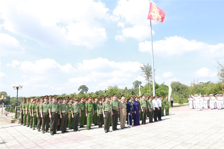 Bộ Công an tổ chức các hoạt động sinh hoạt chính trị, đền ơn đáp nghĩa, hướng về cơ sở tại tỉnh Tây Ninh