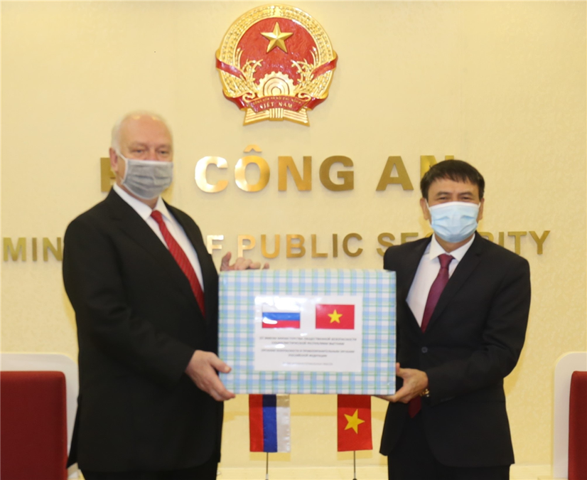 Bộ Công an Việt Nam tăng cường hợp tác phòng, chống dịch COVID-19 với các cơ quan An ninh, thực thi pháp luật Liên bang Nga