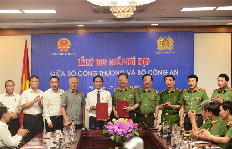Bộ Công an và Bộ Công Thương ký kết Quy chế phối hợp