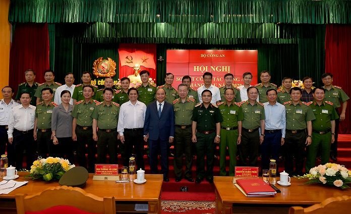 Xứng đáng là lực lượng vũ trang trọng yếu, tin cậy, tuyệt đối trung thành của Đảng, Nhà nước và nhân dân