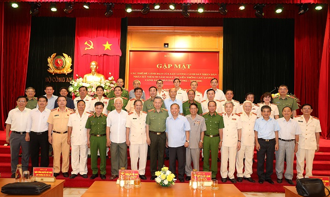 Bộ Công an gặp mặt các thế hệ lãnh đạo lực lượng Cảnh sát nhân dân qua các thời kỳ