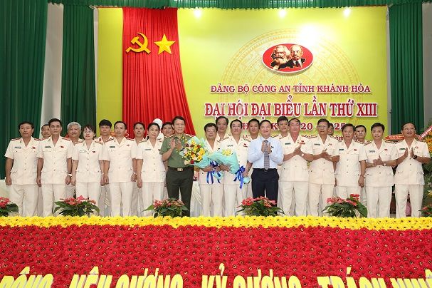Đảng bộ Công an tỉnh Khánh Hòa quyết tâm giữ vững an ninh, an toàn, đóng góp tích cực vào phát triển kinh tế, xã hội, du lịch của địa phương