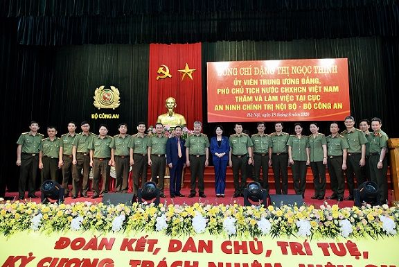 Phó Chủ tịch nước Đặng Thị Ngọc Thịnh thăm, làm việc với Cục An ninh chính trị nội bộ