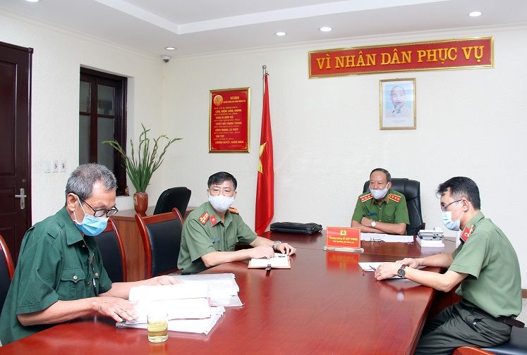 Lãnh đạo Bộ Công an tiếp công dân định kỳ tháng 8/2020