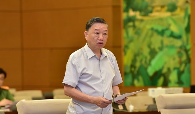 Ủy ban Thường vụ Quốc hội họp cho ý kiến về dự án Luật Lực lượng tham gia bảo vệ an ninh, trật tự ở cơ sở và Luật Phòng chống ma túy sửa đổi