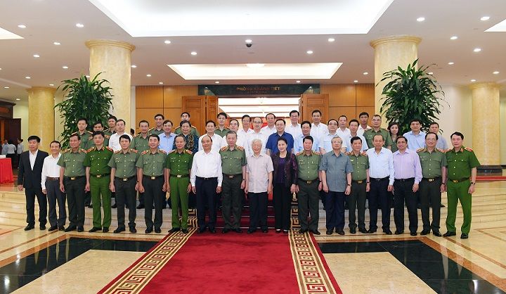 Bộ Chính trị cho ý kiến về dự thảo báo cáo các văn kiện và công tác nhân sự trình Đại hội đại biểu Đảng bộ Công an Trung ương lần thứ VII