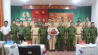Nâng cao kiến thức pháp luật, kỹ năng cho lực lượng Cảnh sát giao thông