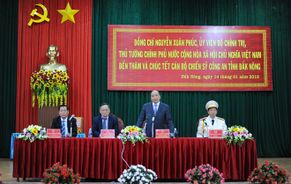 Thủ tướng Chính phủ Nguyễn Xuân Phúc thăm, chúc Tết Công an tỉnh Đắk Nông