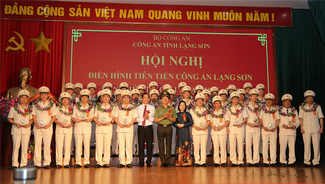 Công an tỉnh Lạng Sơn vinh danh các điển hình tiên tiến trong phong trào thi đua “Vì an ninh Tổ quốc” giai đoạn 2015 - 2020