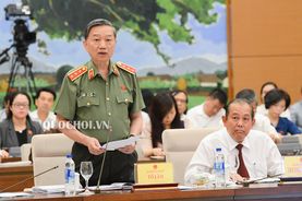 Bộ trưởng Tô Lâm báo cáo một số nội dung cơ bản về công tác bảo đảm an ninh, trật tự, an toàn xã hội tại Phiên họp thứ 26 của Ủy ban Thường vụ Quốc hội